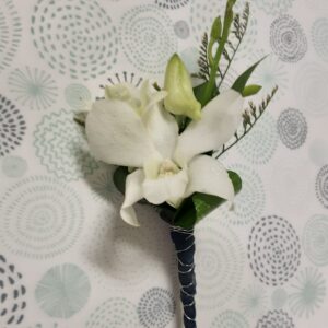 7012 corsage bracelet